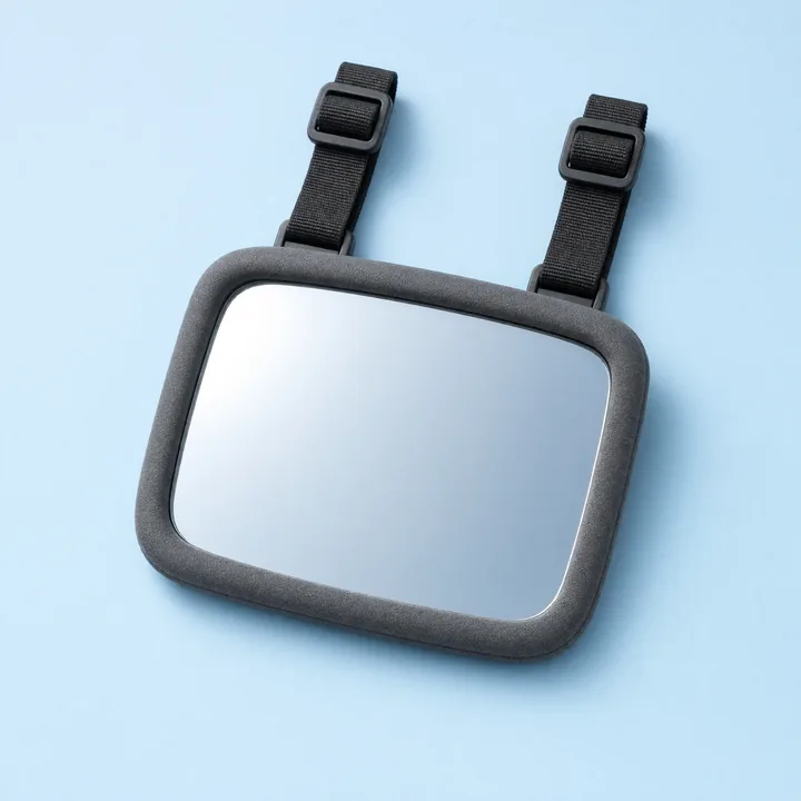 Padded back-seat baby mirror with headrest straps